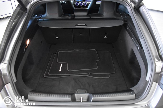 MERCEDES-BENZ CLA 200 d Automatic Shooting Brake Premium
